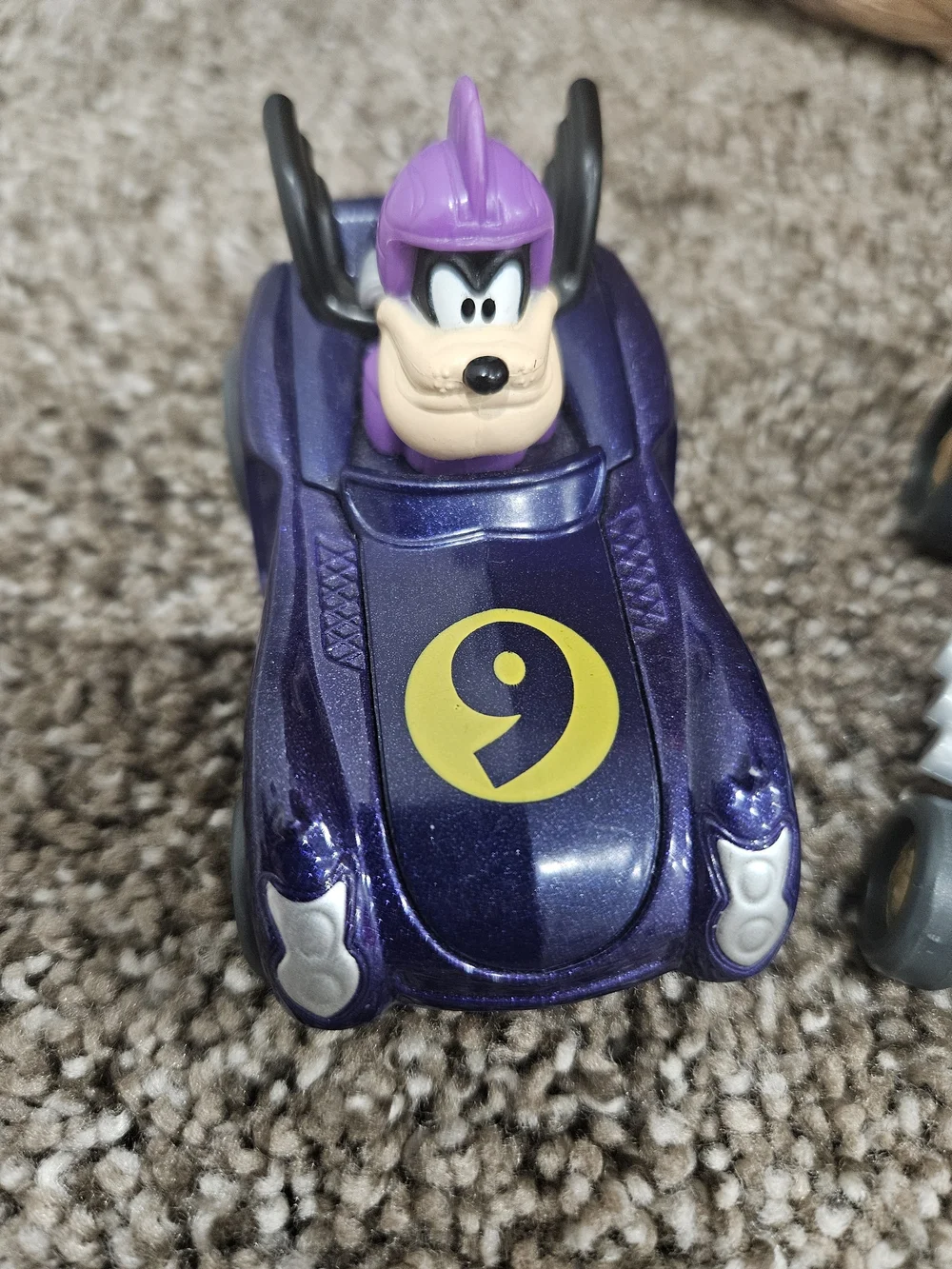 Fisher-Price Disney Mickey and the Roadster Racers Hot Rod Pete